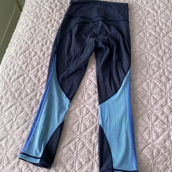 Lululemon leggings - Picture 2 of 3